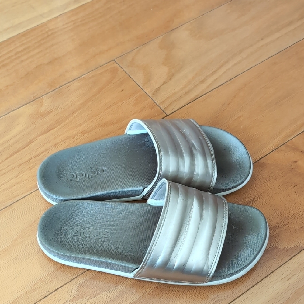 Adidas Silver Sandals Modern Slip-On Design